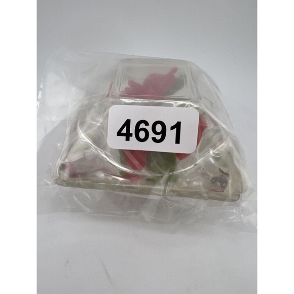 Vintage Decorative‎ Clear Red Rose Tabletop Square Paperweight - Picture 9 of 9